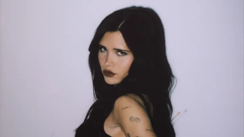 Nessa Barrett