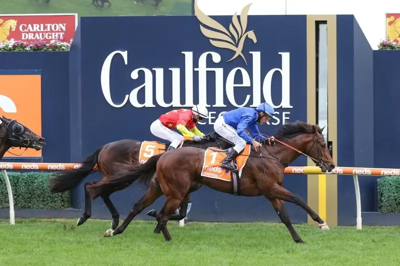Caulfield Guineas en Rising Sun Hotel South Melbourne
