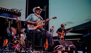 Taj Mahal & the Phantom Blues Band