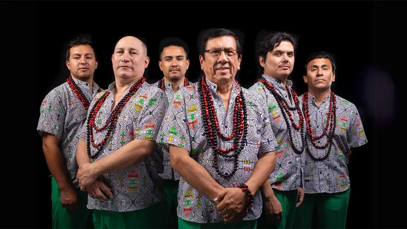 Los Mirlos