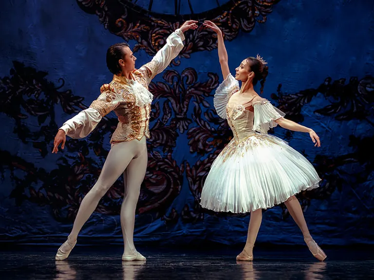 Cinderellathe State Ballet Theatre of Ukraine à New Jersey Performing Arts Center
