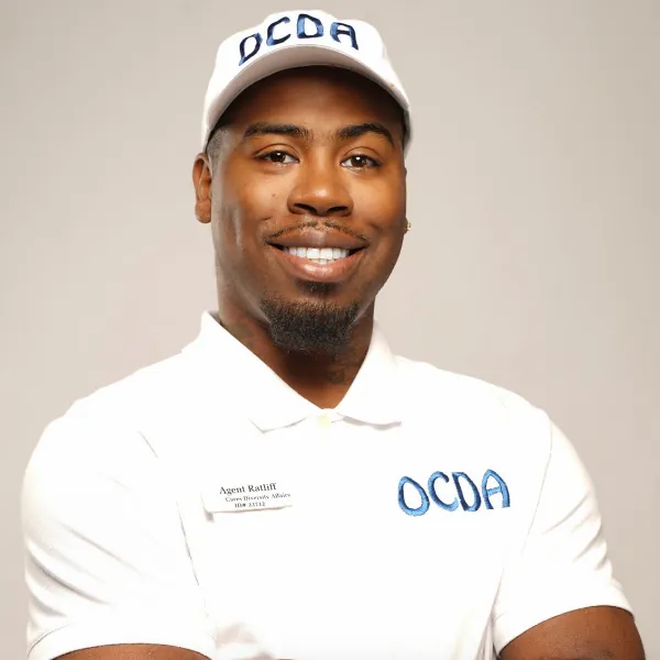 Calimar White aka Agent Ratliff à Fort Lauderdale Improv