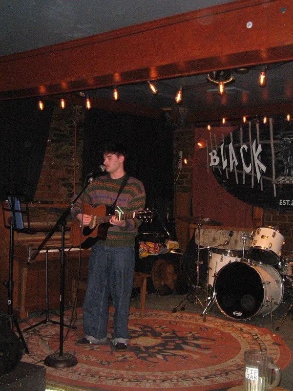 Max Stringer Solo at The Black Sheep