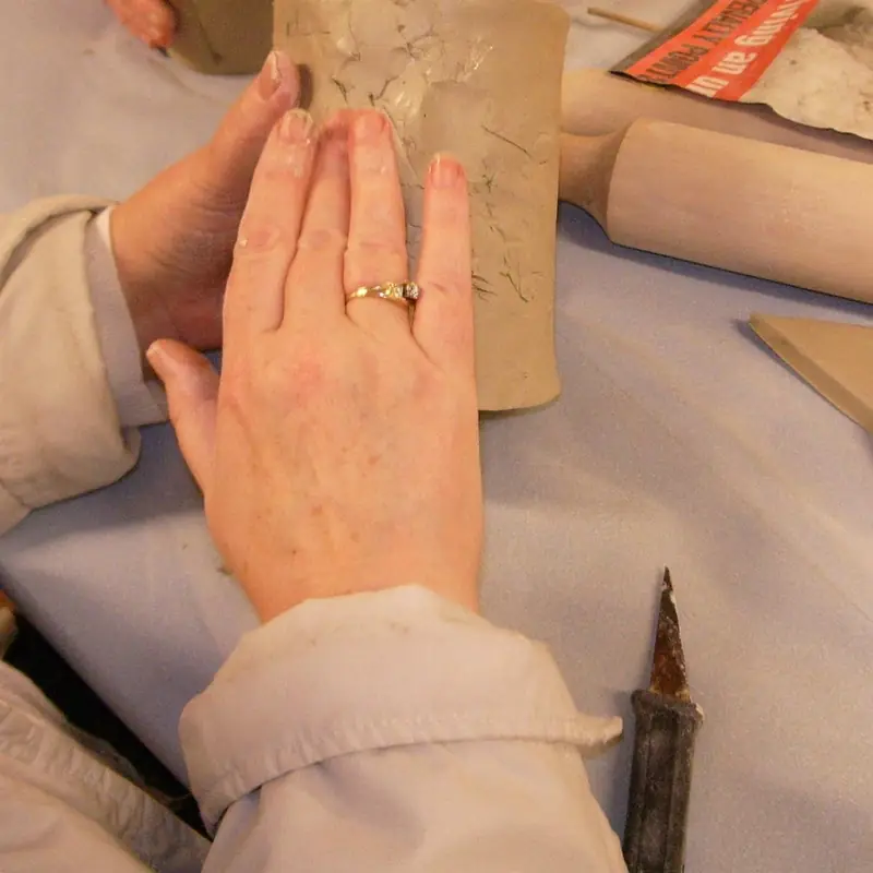 SELF PORTRAITS IN CLAY aw26