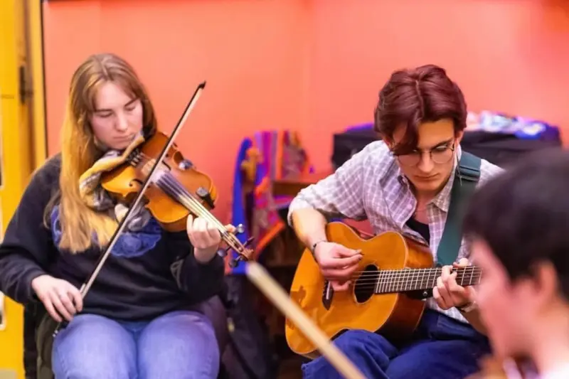 Stirling Youth Folk Club à Tolbooth