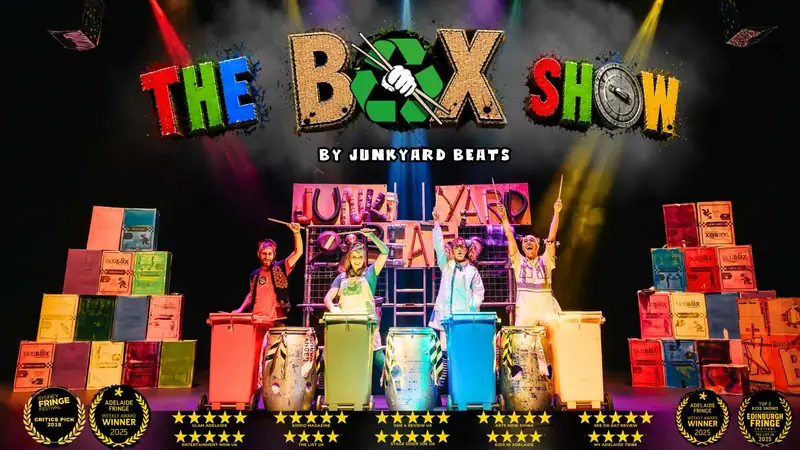 THE BOX SHOW by Junkyard Beats en Byron Theatre