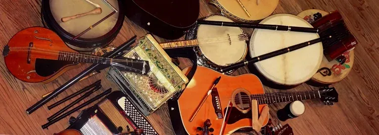 🍀 Tuesdays Unplugged: Traditional Irish Seisiún 🎻