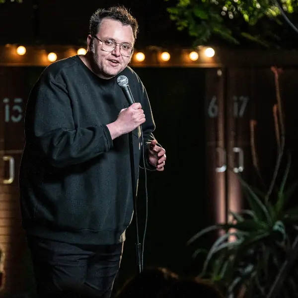 Sam Tallent à The Comedy Club of Kansas City