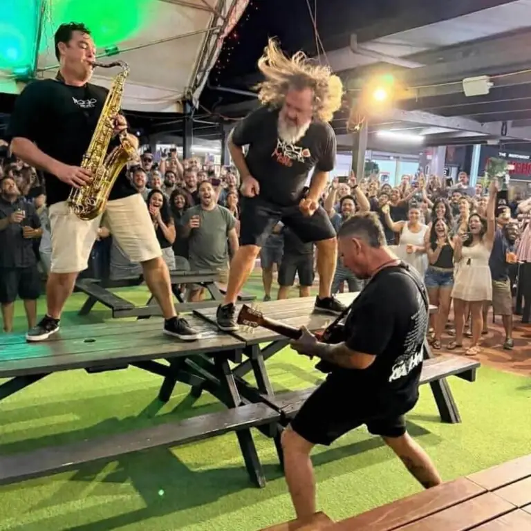 Mojo Rising at Seaview Tavern