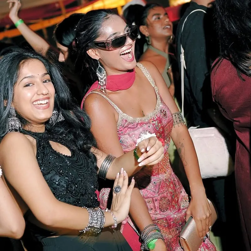 Desi Nights: BOLLY WAVE