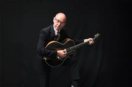 Andy Fairweather Low and the Low Riders en Pavilion Theatre