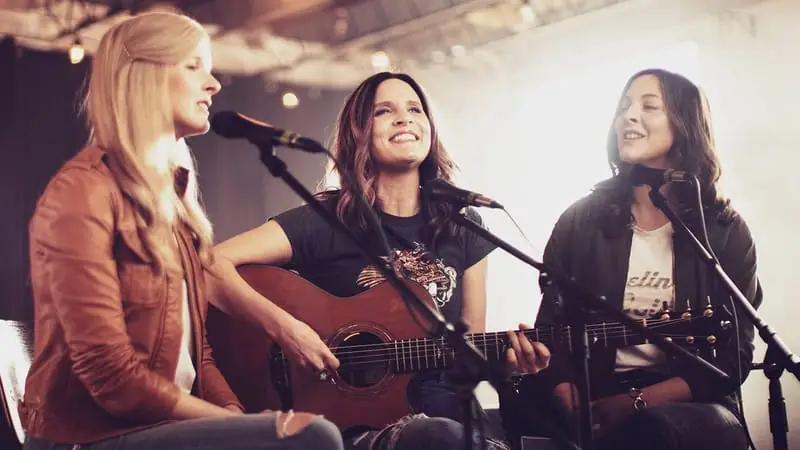The Ennis Sisters