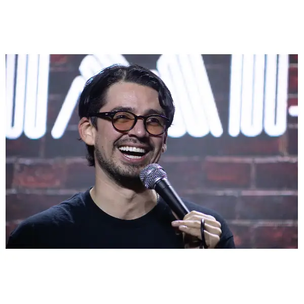 Manuel Angel Redondo - Adulto Responsable à Miami Improv Comedy Club