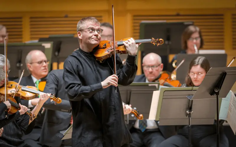 SCO: Beethoven Violin Concerto at Music Hall