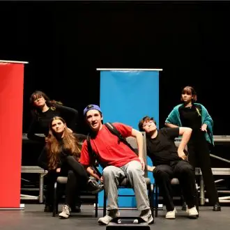 Plays for Living: Public Performance en Washington Pavilion of Arts and Science
