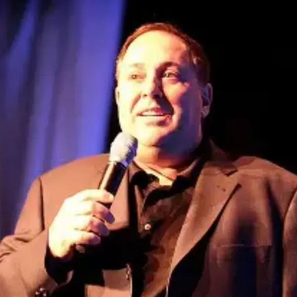 Richie Minervini à Cozzy's Comedy Club & Tavern