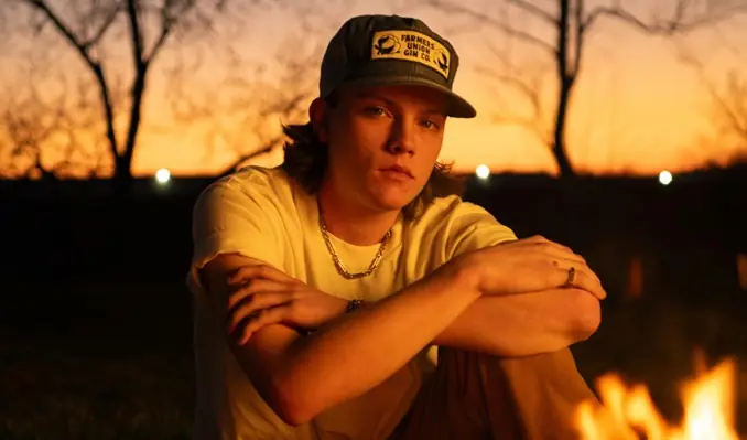 Coors Light Hot Country Nights: Blake Whiten