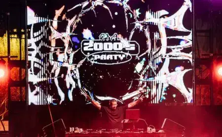 It's A 2000s Party: St. Louis à Delmar Hall