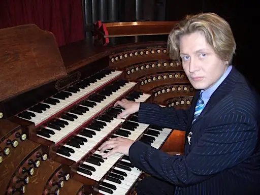 THE ICONIC ORGANIST XAVER VARNUS PLAYS BACH IN TRURO, NOVA SCOTIA at First United Church