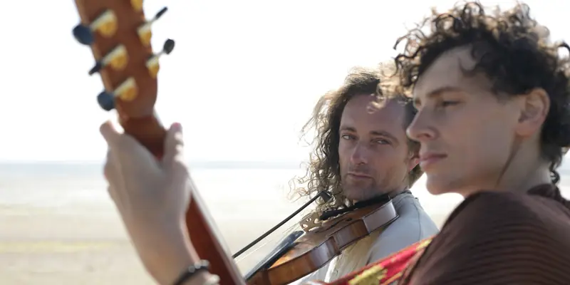 The Brothers Gillespie en Queen's Hall Arts Centre