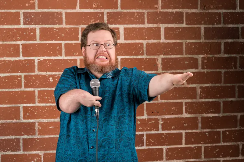 Ryan Niemiller en Flappers Comedy Club