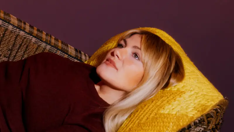 Maddie Zahm at King Tut's Wah Wah Hut