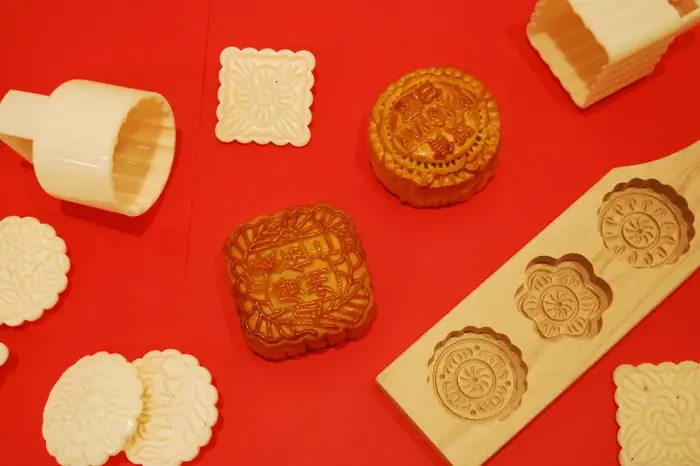 Sunroom – Make a Mooncake at HOTA, Home of the Arts