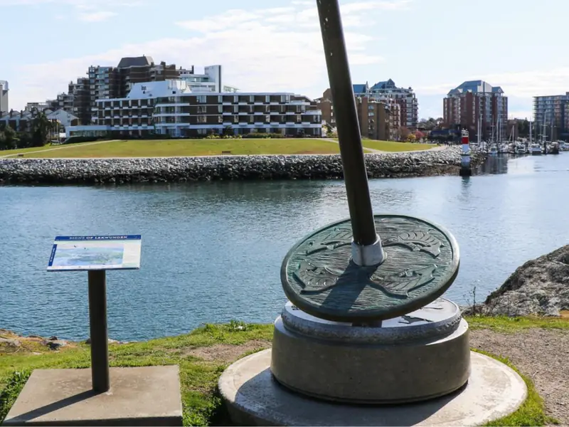 Land, Language & Songs à Downtown Victoria