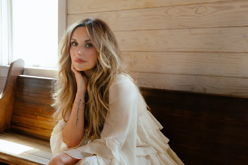 Carly Pearce at Paramount Theatre - VT