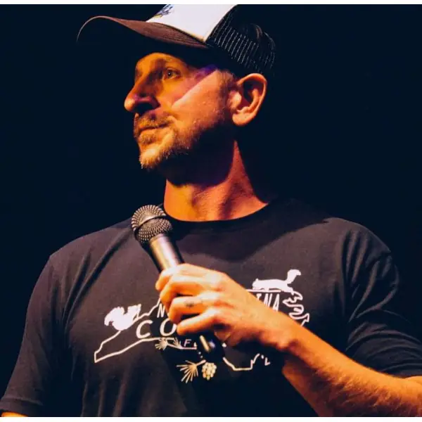 DUSTY CAGLE à Krackpots Comedy Club