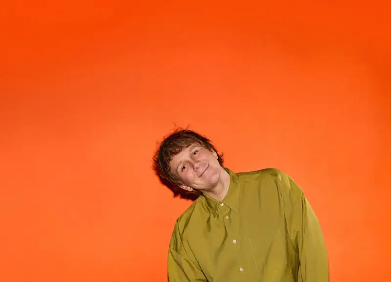 Josh Thomas en The Leadmill
