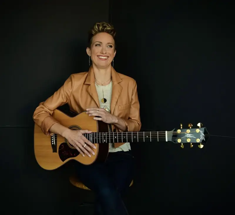 Christie Lenée en Fox Cabaret
