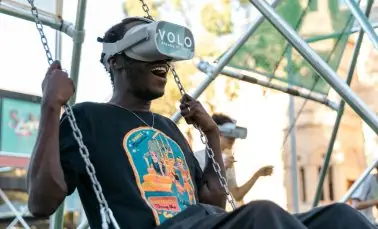 Virtual Reality Swing Experience en Taliesin Arts Centre