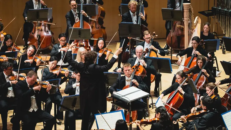 Toronto Symphony Orchestra à Meridian Arts Centre: George Weston