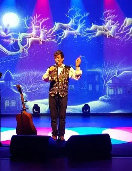 Tom Sweeney’s Family Christmas Cracker en Strule Arts Centre