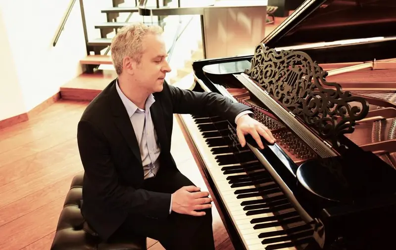 Jeremy Denk Plays Mozart Piano Concertos I à The Glasshouse