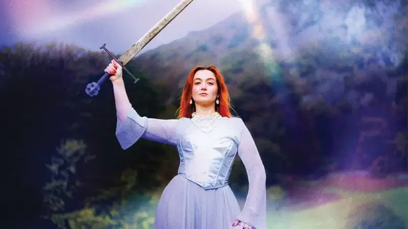 Em Humble: Lady Of The Lakes