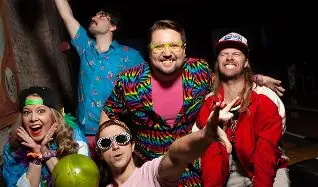 Saved By The 90s en The National