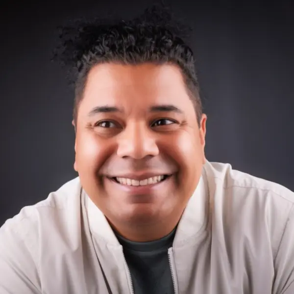 Orlando Leyba à The Comedy Club of Kansas City