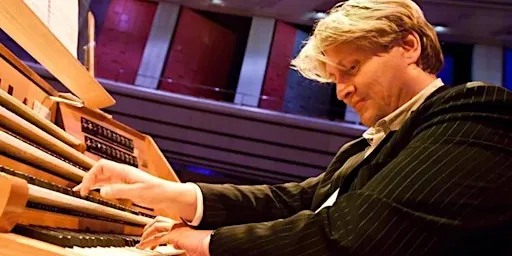 XAVER VARNUS IN HALIFAX - THE LEGENDARY ORGAN VIRTUOSO PLAYS BACH & MOZART