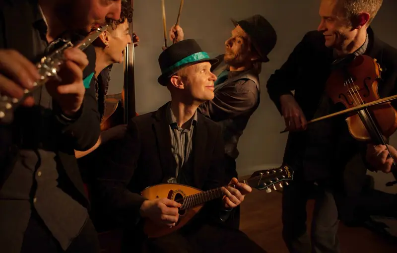 Gadarene en Bristol Folk House