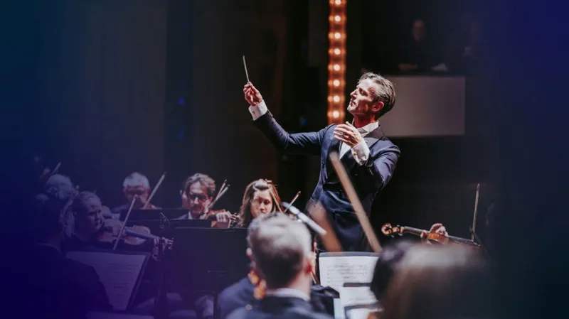 Shelley Conducts Mahler's "Resurrection"