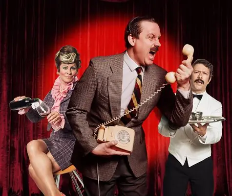 Faulty Towers: The Dining Experience