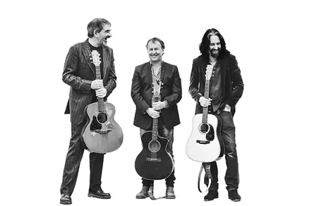 Fiachna Ó Braonáin en Pavilion Theatre