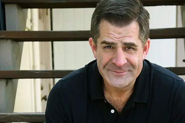 Todd Glass à Off Cabot
