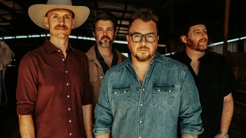 Eli Young Band at Billy Bob's