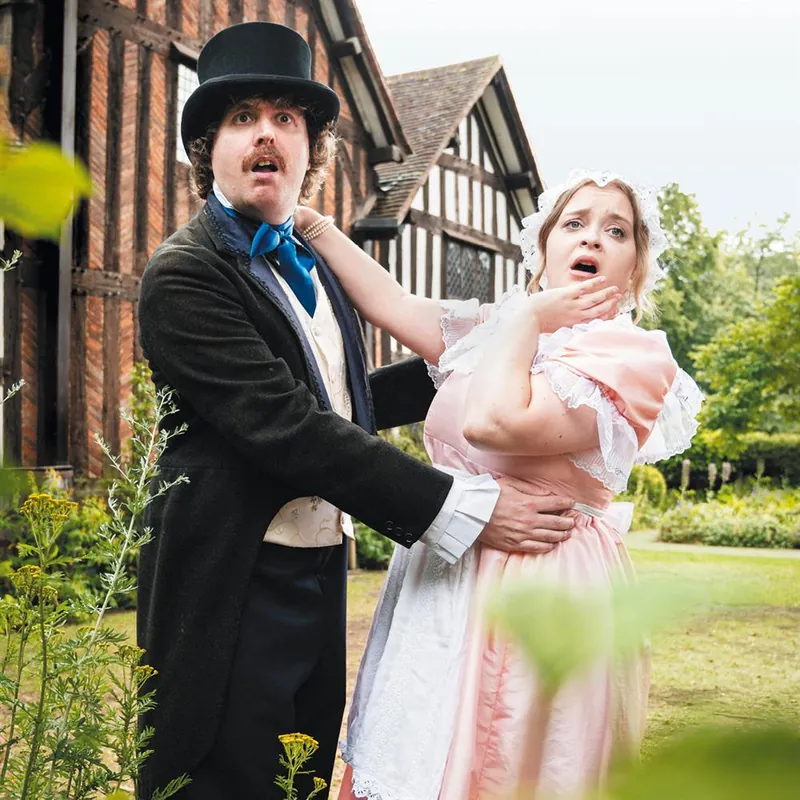 She Stoops to Conquer @ Crescent Theatre