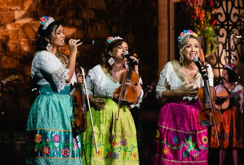 ¡Viva La Tradición! LA’s Mujeres Divinas at John Anson Ford Amphitheatre