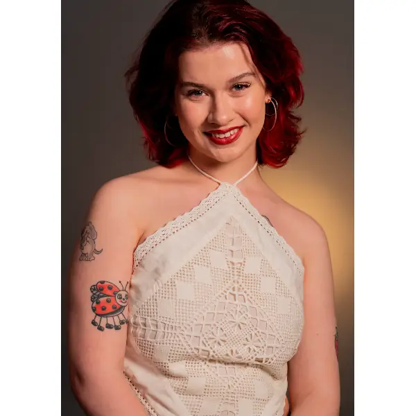 Rosey Catherine à Cozzy's Comedy Club & Tavern