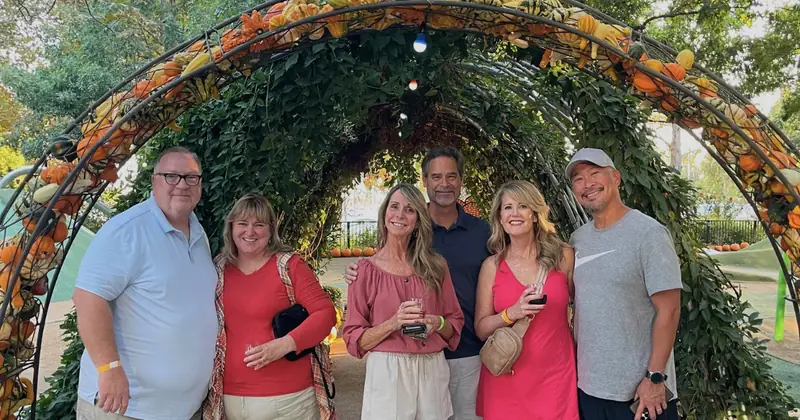 HARVEST HAPPY HOUR en Myriad Botanical Gardens